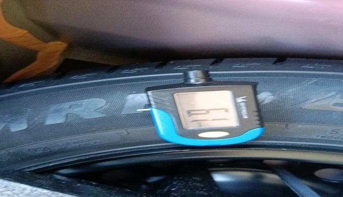 2024 Volkswagen TAIGUN HIGHLINE 1.0 TSI MT, Petrol, Manual, 13,690 km, tyre