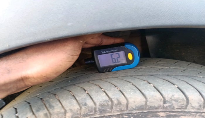 2024 Volkswagen TAIGUN HIGHLINE 1.0 TSI MT, Petrol, Manual, 13,690 km, tyre