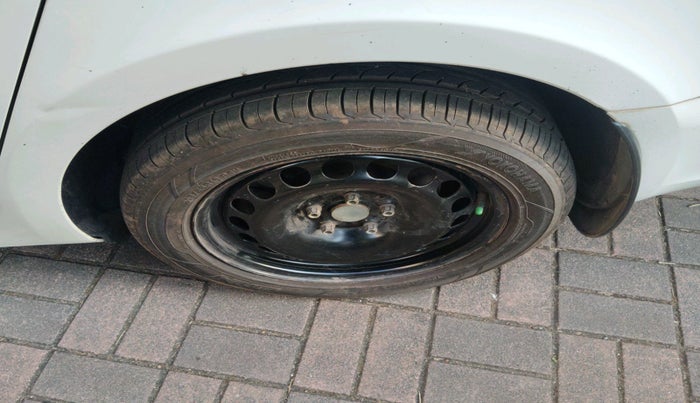 2015 Skoda Superb ELEGANCE 2.0 TDI CR AT, Diesel, Automatic, 97,826 km, tyre