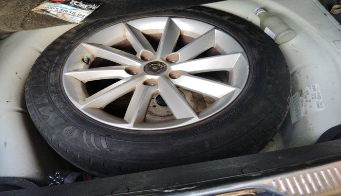 2015 Skoda Superb ELEGANCE 2.0 TDI CR AT, Diesel, Automatic, 97,826 km, tyre