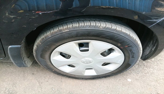 2025 Maruti New Wagon-R VXI 1.0 AMT, Petrol, Automatic, 2,968 km, tyre