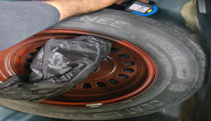 2022 Nissan MAGNITE XV PREMIUM TURBO CVT, Petrol, Automatic, 35,996 km, tyre