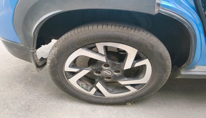 2022 Nissan MAGNITE XV PREMIUM TURBO CVT, Petrol, Automatic, 35,996 km, tyre