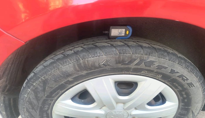 2011 Skoda Fabia AMBIENTE 1.2 MPI, Petrol, Manual, 75,406 km, tyre