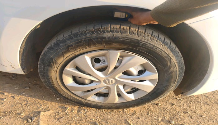 2020 Maruti Dzire LXI, Petrol, Manual, 1,56,752 km, tyre