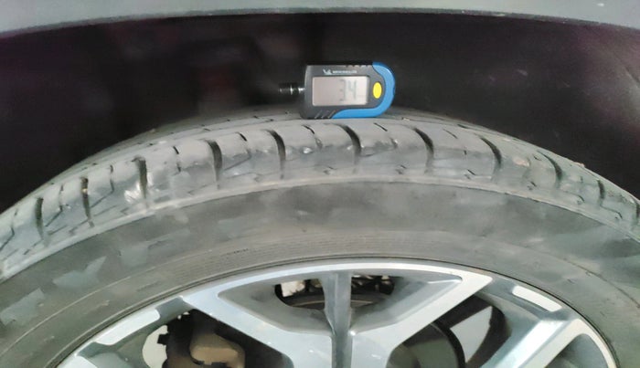 2020 KIA SELTOS GTX PLUS AT 1.5 DIESEL, Diesel, Automatic, 1,29,217 km, tyre