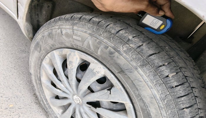 2012 Maruti Ritz VXI, Petrol, Manual, 1,00,646 km, tyre