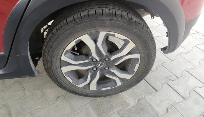 2018 Honda WR-V 1.2L I-VTEC S MT, Petrol, Manual, 37,948 km, tyre