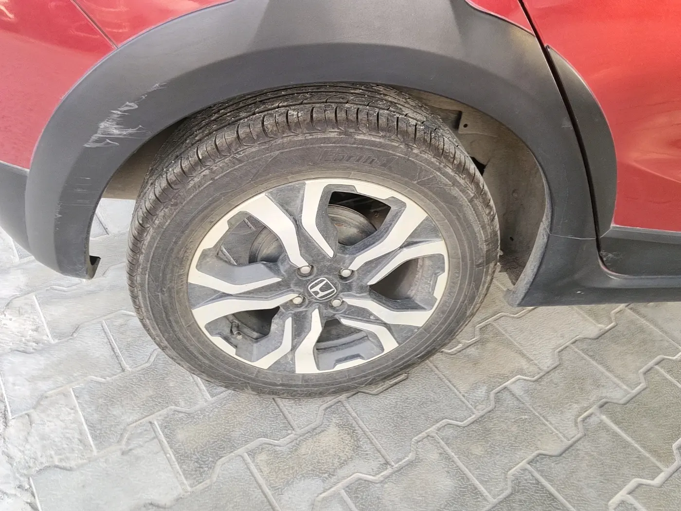 2018 Honda WR-V 1.2L I-VTEC S MT, Petrol, Manual, 37,948 km, tyre