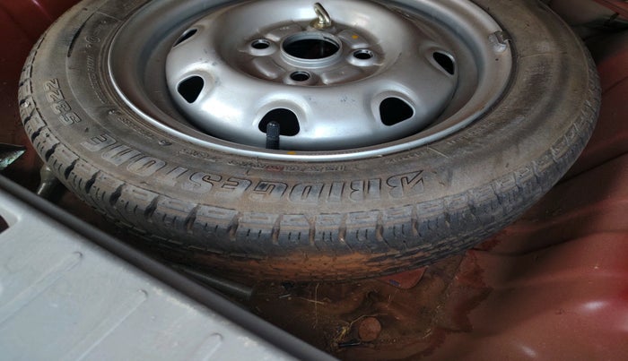 2012 Maruti Alto K10 LXI, Petrol, Manual, 52,213 km, tyre