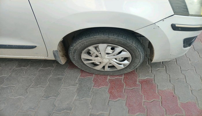 2018 Maruti Wagon R 1.0 LXI CNG, CNG, Manual, 1,08,575 km, tyre