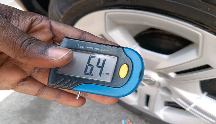 2025 Renault Kiger RXT (O) MT, CNG, Manual, 13,766 km, tyre