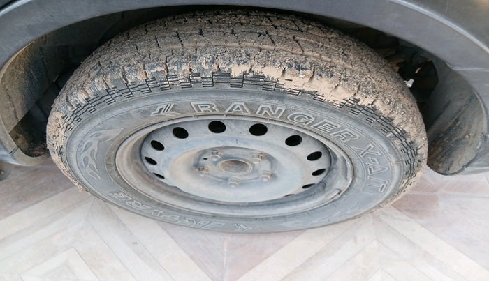 2013 Mahindra XUV500 W6, Diesel, Manual, 92,623 km, tyre