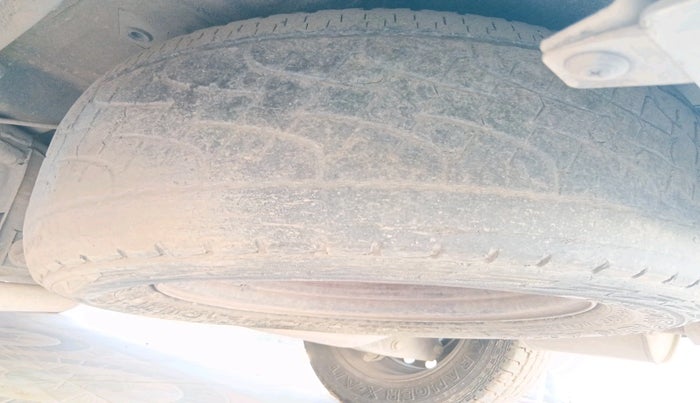 2013 Mahindra XUV500 W6, Diesel, Manual, 92,623 km, tyre