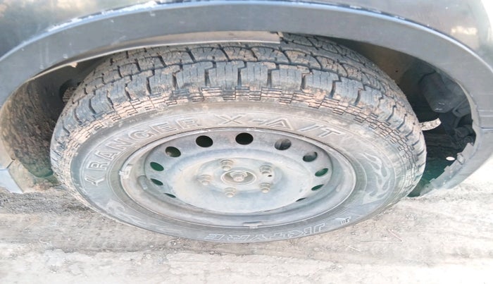 2013 Mahindra XUV500 W6, Diesel, Manual, 92,623 km, tyre