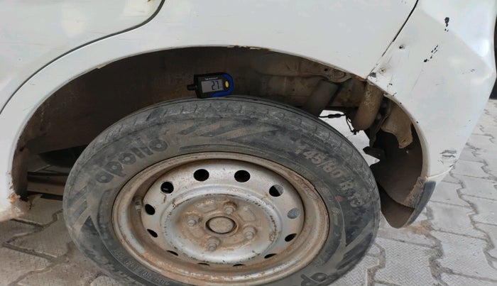 2011 Maruti Wagon R 1.0 LXI CNG, CNG, Manual, 1,34,764 km, tyre