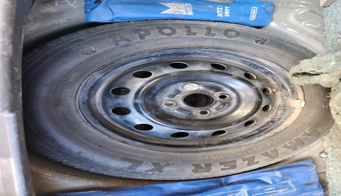 2013 Maruti Ritz VXI, Petrol, Manual, 72,988 km, tyre