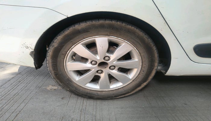 2014 Hyundai Xcent SX 1.2 (O), CNG, Manual, 1,31,550 km, tyre