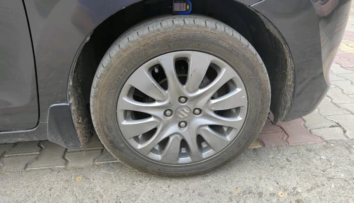 2016 Maruti Baleno ZETA PETROL 1.2, Petrol, Manual, 1,13,502 km, tyre