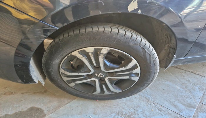 2022 Tata TIGOR XZ PLUS CNG, CNG, Manual, 1,41,213 km, tyre