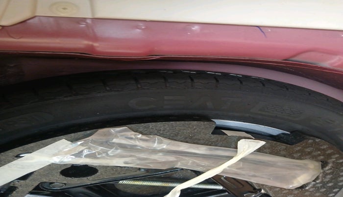 2024 Mahindra XUV 3XO AX5 1.2 L TCMPFi, Petrol, Manual, 9,424 km, tyre