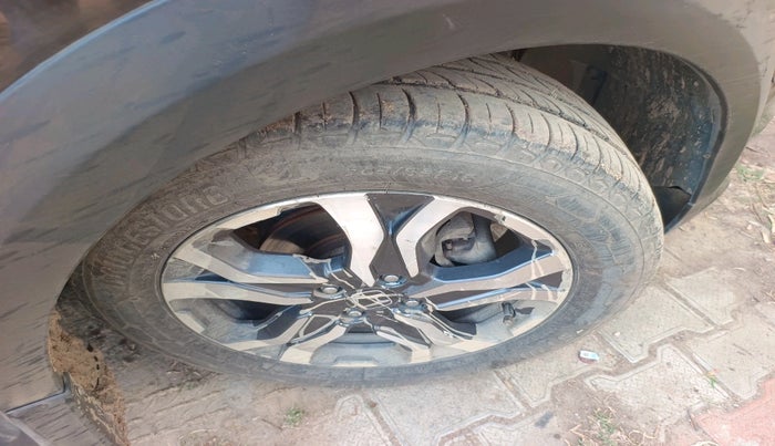 2017 Honda WR-V 1.5L I-DTEC VX MT, Diesel, Manual, 1,54,490 km, tyre