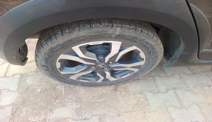 2017 Honda WR-V 1.5L I-DTEC VX MT, Diesel, Manual, 1,54,490 km, tyre