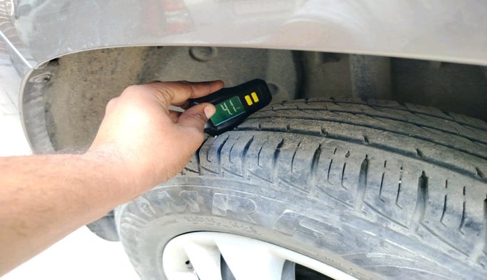 2018 Nissan Terrano XL (P), Petrol, Manual, 58,762 km, tyre