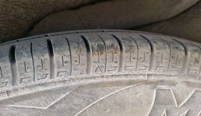 2012 Hyundai i10 MAGNA 1.2, Petrol, Manual, 88,290 km, tyre