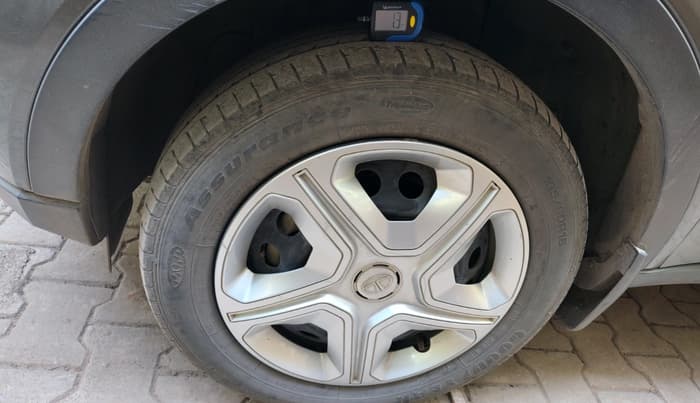 2022 Tata NEXON XMA SUNROOF DIESEL, Diesel, Automatic, 42,863 km, tyre