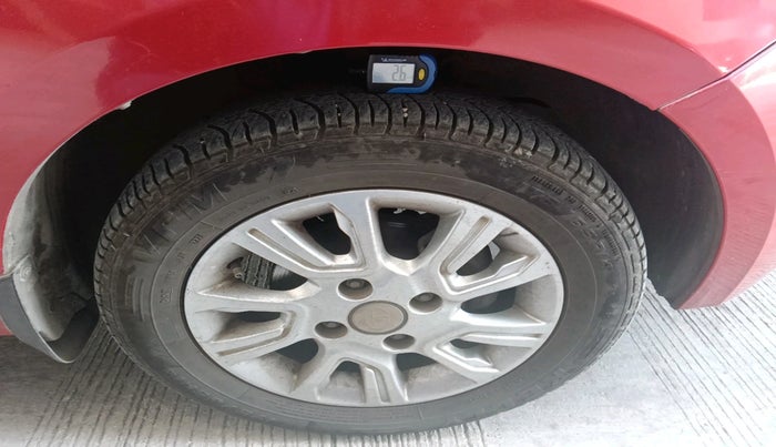 2018 Tata Tiago XZ PETROL, Petrol, Manual, 63,762 km, tyre