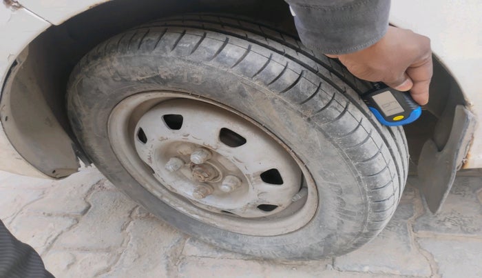 2011 Hyundai Santro Xing GL PLUS, CNG, Manual, 1,73,246 km, tyre