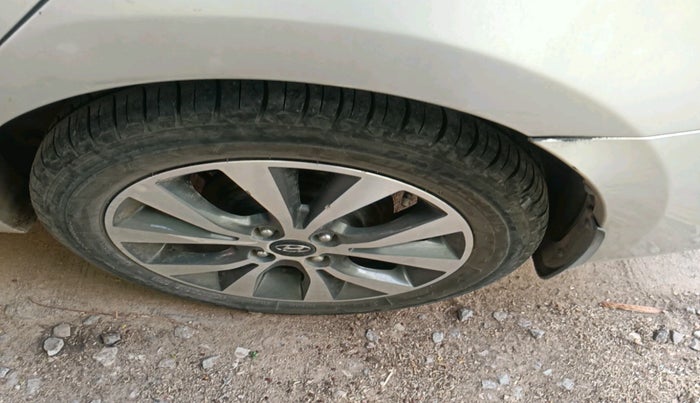 2016 Hyundai Verna 1.6 CRDI SX, Diesel, Manual, 70,504 km, tyre