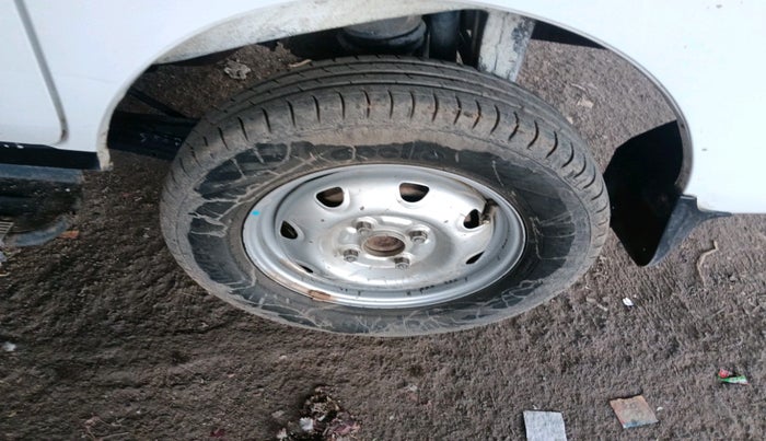 2019 Maruti Eeco 5 STR WITH A/C+HTR, Petrol, Manual, 2,09,409 km, tyre