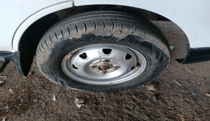 2019 Maruti Eeco 5 STR WITH A/C+HTR, Petrol, Manual, 2,09,409 km, tyre