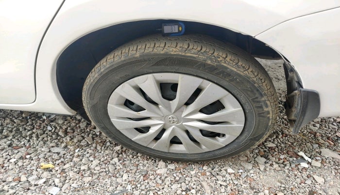 2021 Toyota YARIS J MT, Petrol, Manual, 72,389 km, tyre