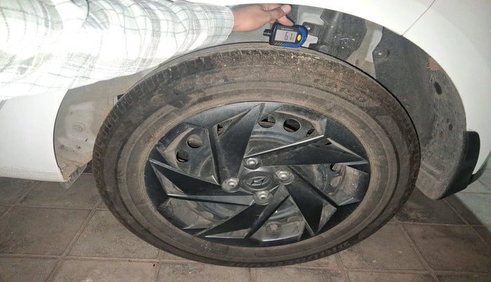 2023 Hyundai NEW I20 MAGNA 1.2 MT, Petrol, Manual, 12,506 km, tyre