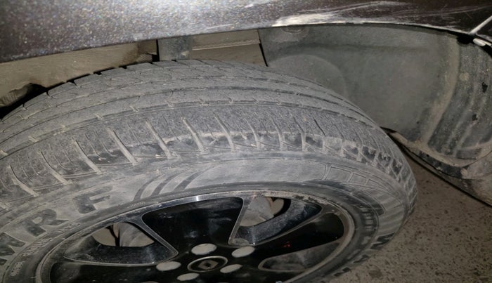 2019 Renault Duster RXS CVT, Petrol, Automatic, 55,431 km, tyre