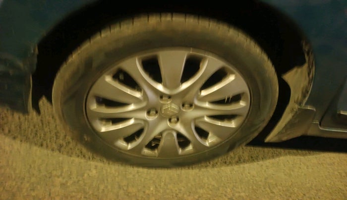 2018 Maruti Baleno ALPHA DIESEL 1.3, Diesel, Manual, 1,36,704 km, tyre