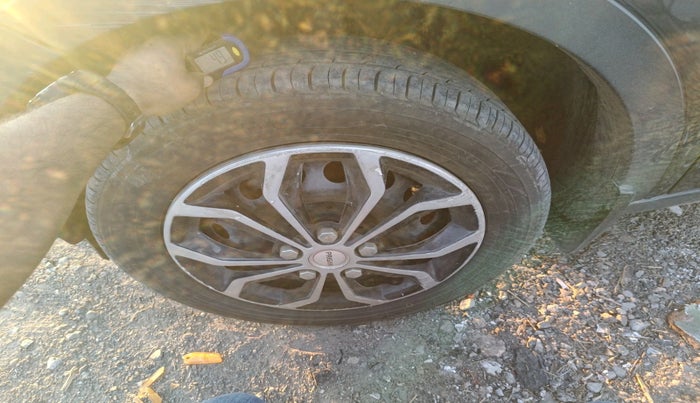 2019 Tata NEXON XM DIESEL, Diesel, Manual, 41,799 km, tyre