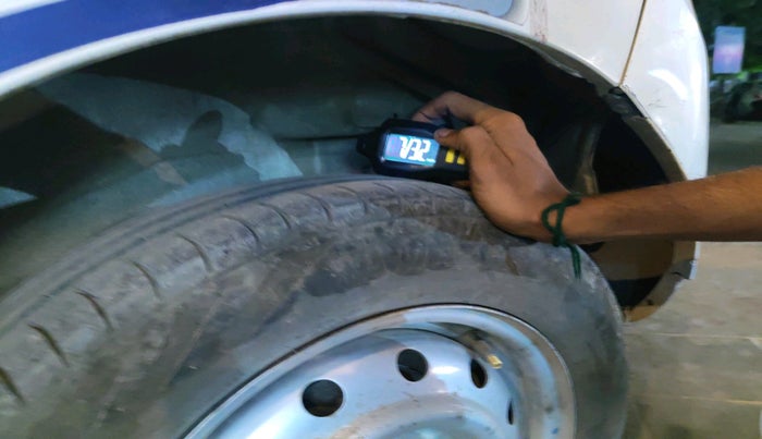 2017 Maruti Wagon R 1.0 LXI CNG, CNG, Manual, 1,36,549 km, tyre