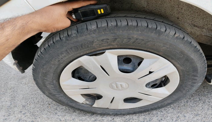 2017 Maruti Wagon R 1.0 VXI AMT, Petrol, Automatic, 54,408 km, tyre