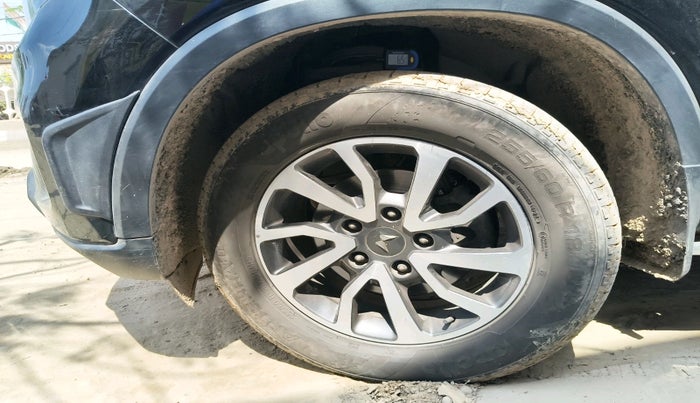 2025 Mahindra SCORPIO-N Z8 L DIESEL AT 2WD 7 STR, Diesel, Automatic, 36,783 km, tyre