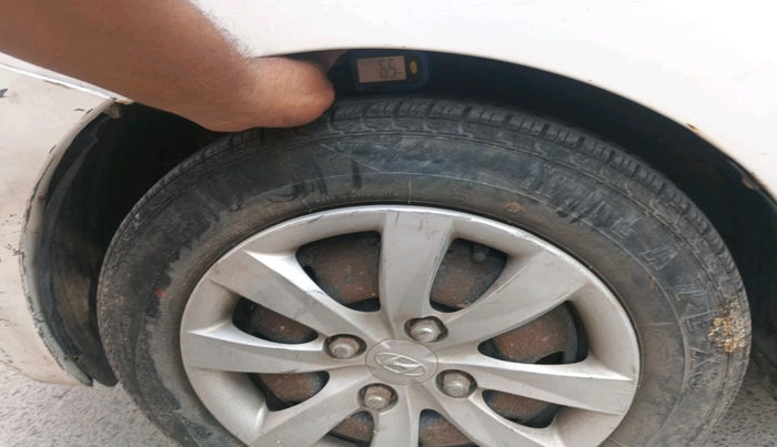 2011 Hyundai Eon MAGNA, CNG, Manual, 47,273 km, tyre