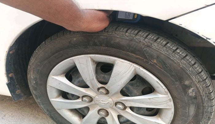 2011 Hyundai Eon MAGNA, CNG, Manual, 47,273 km, tyre