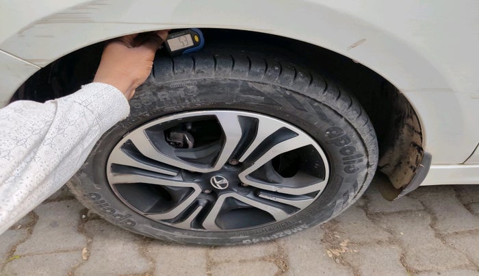 2022 Tata Tiago XT CNG, CNG, Manual, 67,145 km, tyre