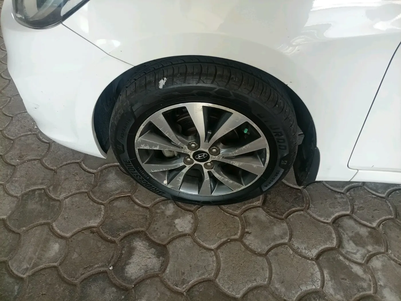 2013 Hyundai Verna FLUIDIC 1.6 VTVT SX, Petrol, Manual, 55,108 km, tyre