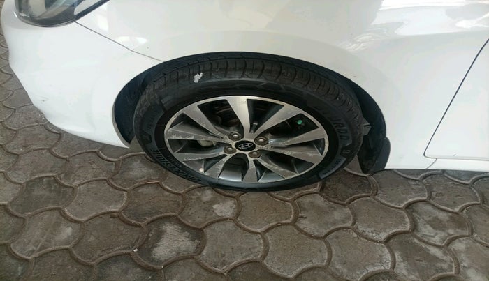 2013 Hyundai Verna FLUIDIC 1.6 VTVT SX, Petrol, Manual, 55,108 km, tyre