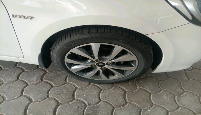 2013 Hyundai Verna FLUIDIC 1.6 VTVT SX, Petrol, Manual, 55,108 km, tyre