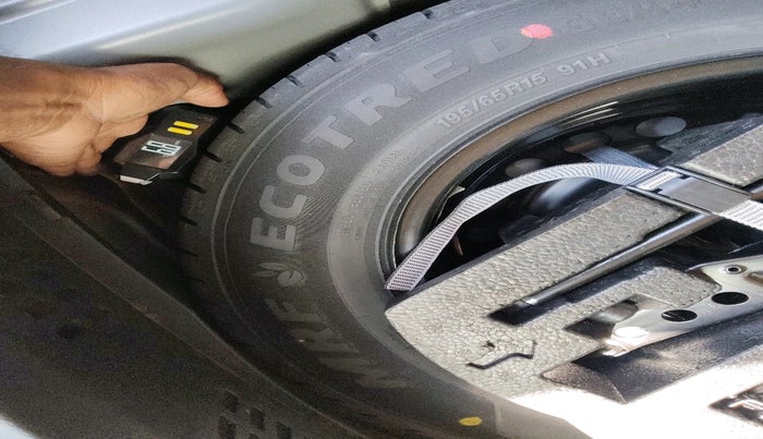 2025 Skoda KUSHAQ AMBITION 1.0L TSI AT, Petrol, Automatic, 17,694 km, tyre